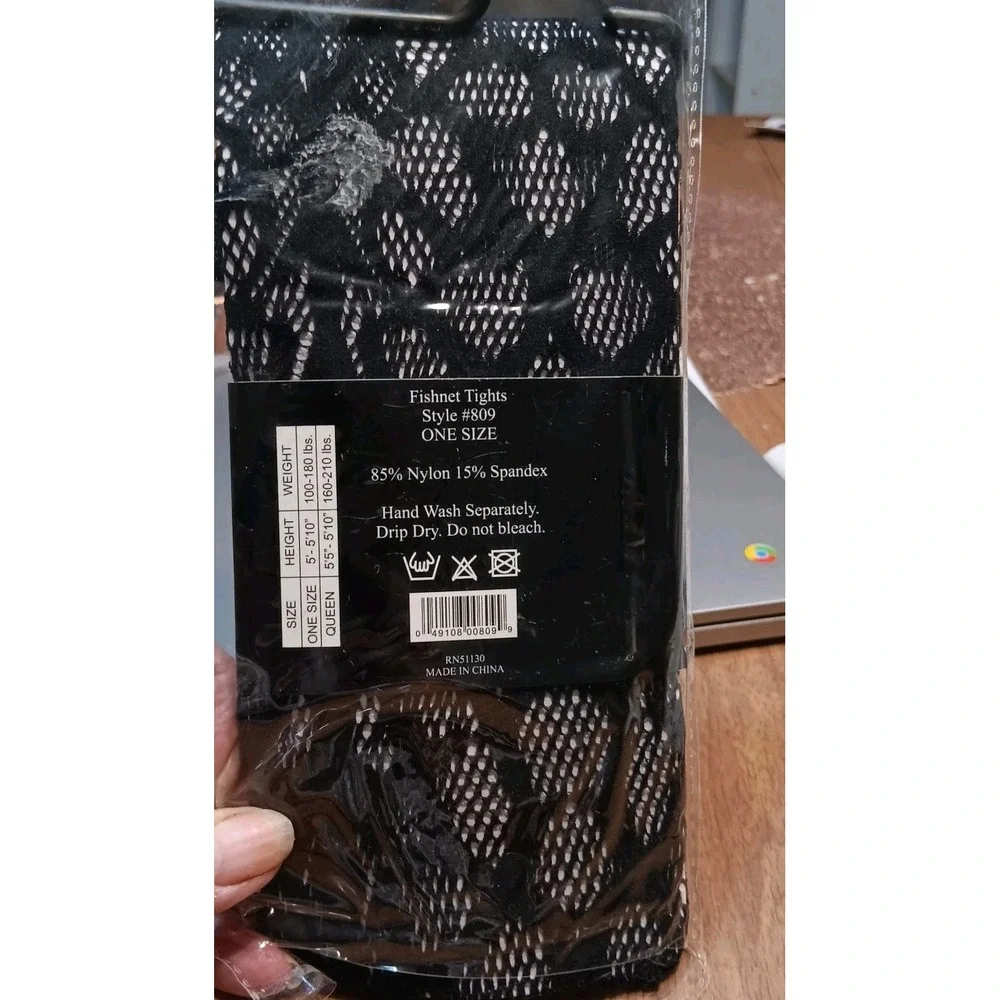 Isadora Puccini NY Fishnet Tights Black  Stockings One Size‎ See Measurements